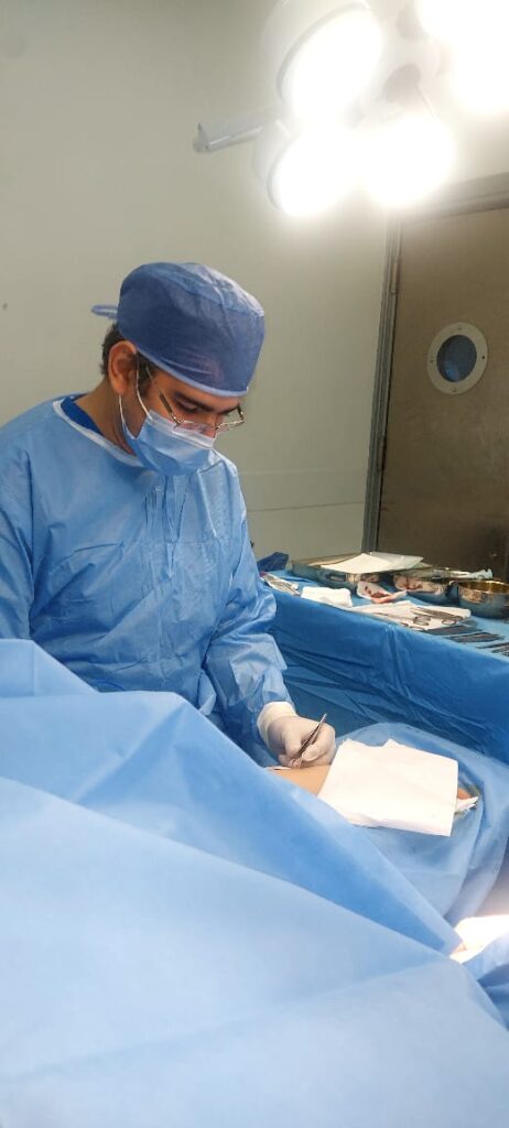  د.أشرف الرفاعي أخصائي التجميل وتنسيق القوام وجراحات للإصلاح و علاج الجسم بالإسكندرية - محطة الرمل- مصر